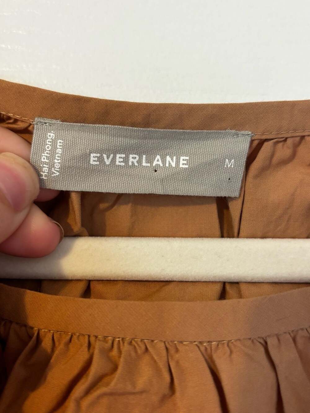 Everlane Cotton Poplin Gathered Neck 3/4 Sleeve Top - Rust - Size M - Picture 2 of 5